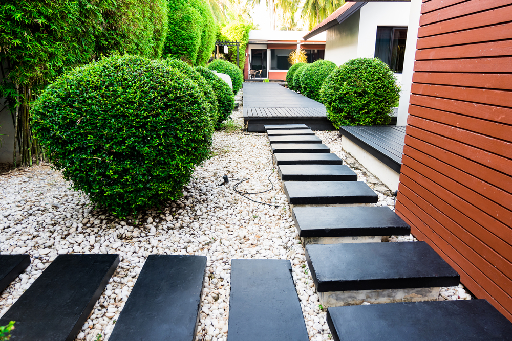 Faire une allée de jardin : l’art et la manière de la construire